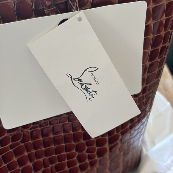 Christian Louboutin Cabata tote on brown “croc” - Picture 2 of 8